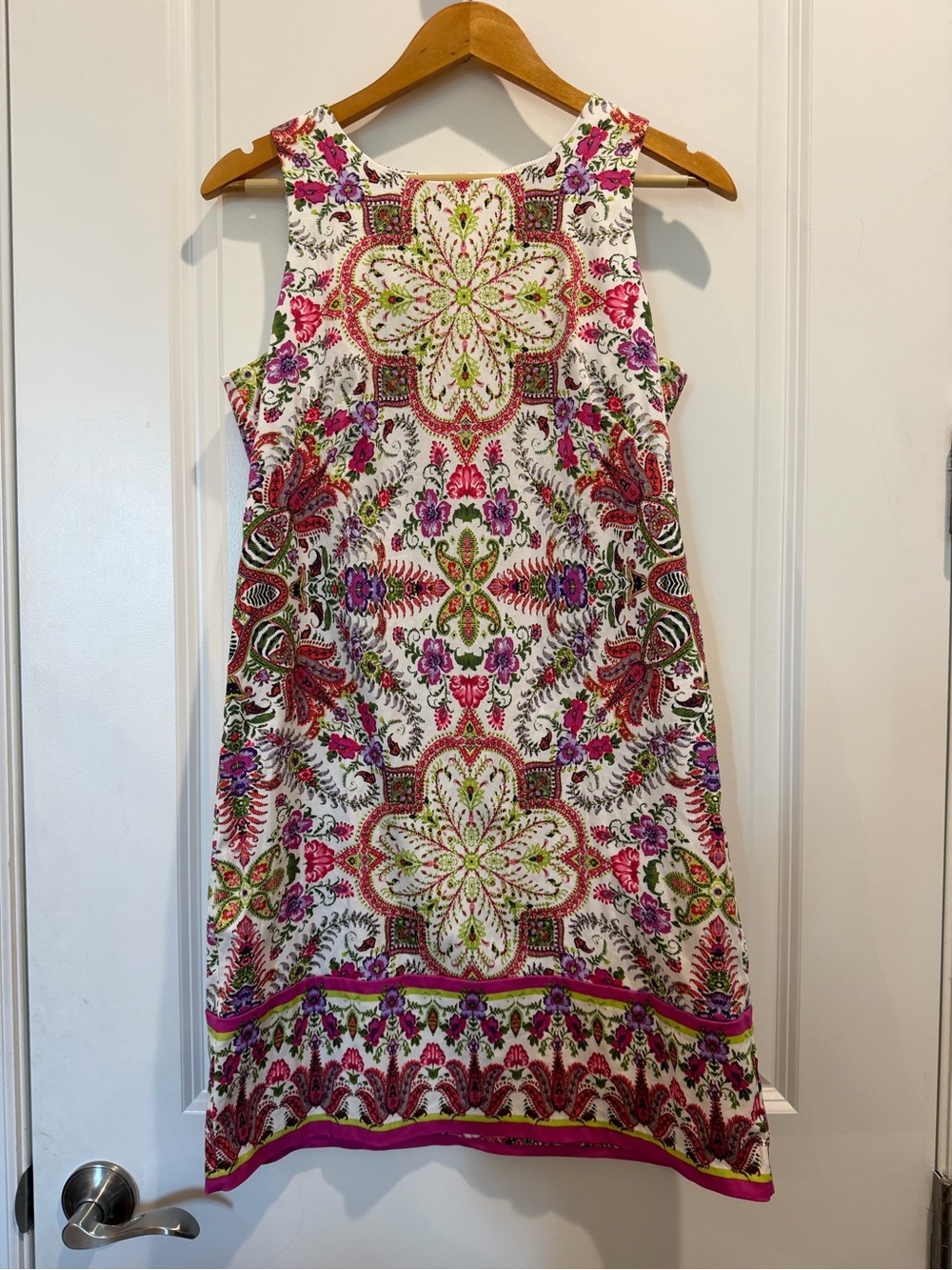 London Times Floral Medallion Sheath Dress Women's US‎ 8 Sleeveless Stretch
